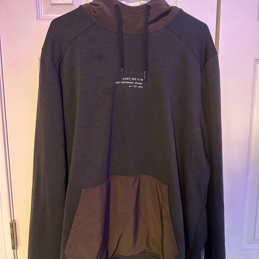 Nike Black and Brown Color-Blocked Sweater
